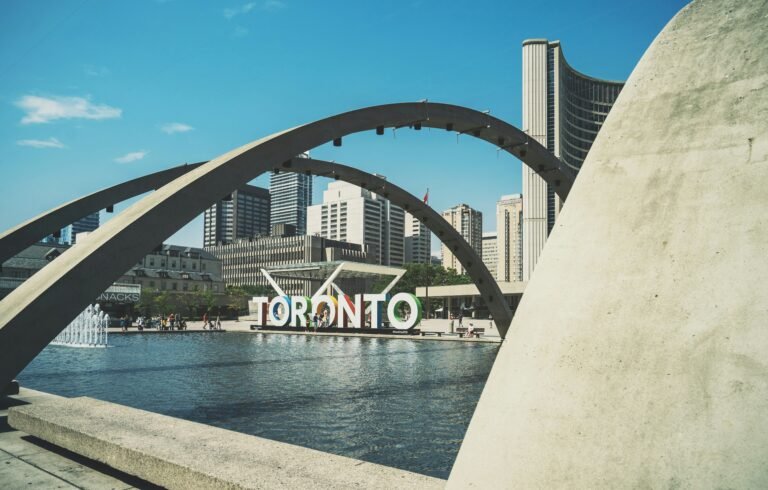 How to Find Your First Job in Toronto as an Immigrant
