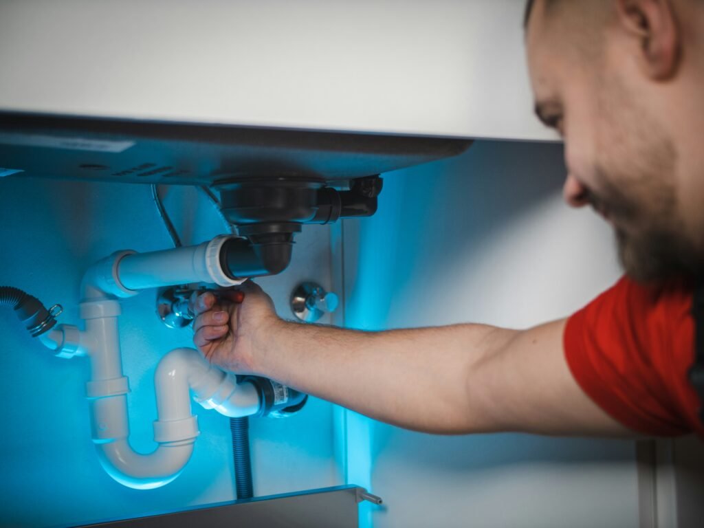 Toronto condo water leaks