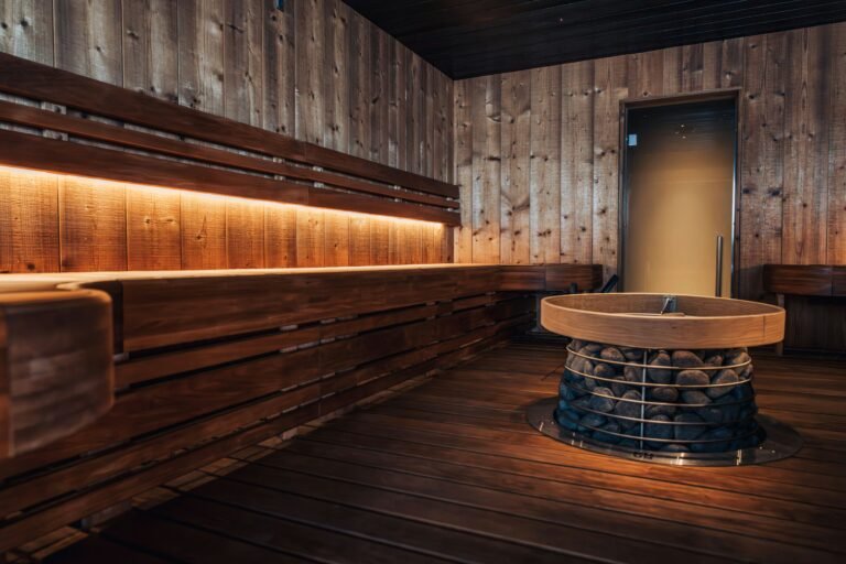 Toronto Sauna and Thermal Spa Visits: Costs, Rules and Etiquette