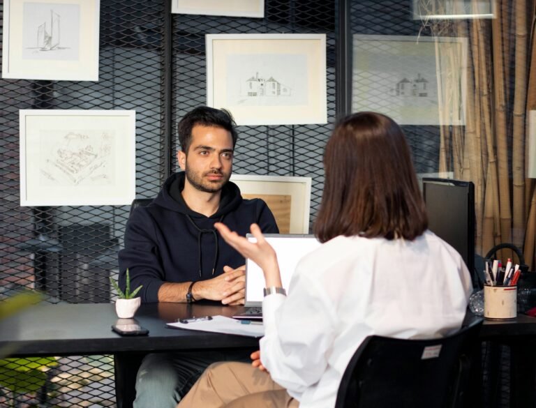 Should You Apply for Toronto Entry-Level Jobs Requiring Experience?